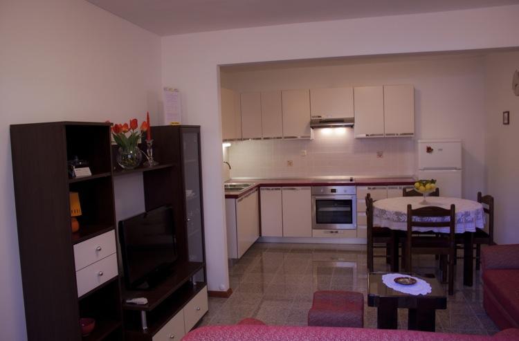 Apartment And Room Daria Вис Экстерьер фото